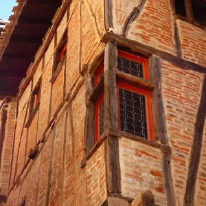 Frühstückspension La Lauze Et L'anguille, Gaillac