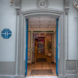 Hotel Le Faubourg Opera Paris
